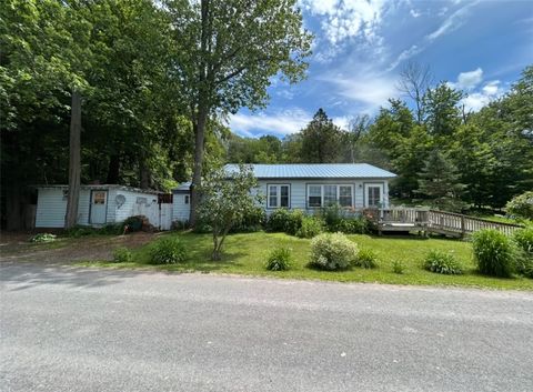 Homes For Sale - 275 Charles Kelley Road<br/> Chenango County, Oxford, NY 13830