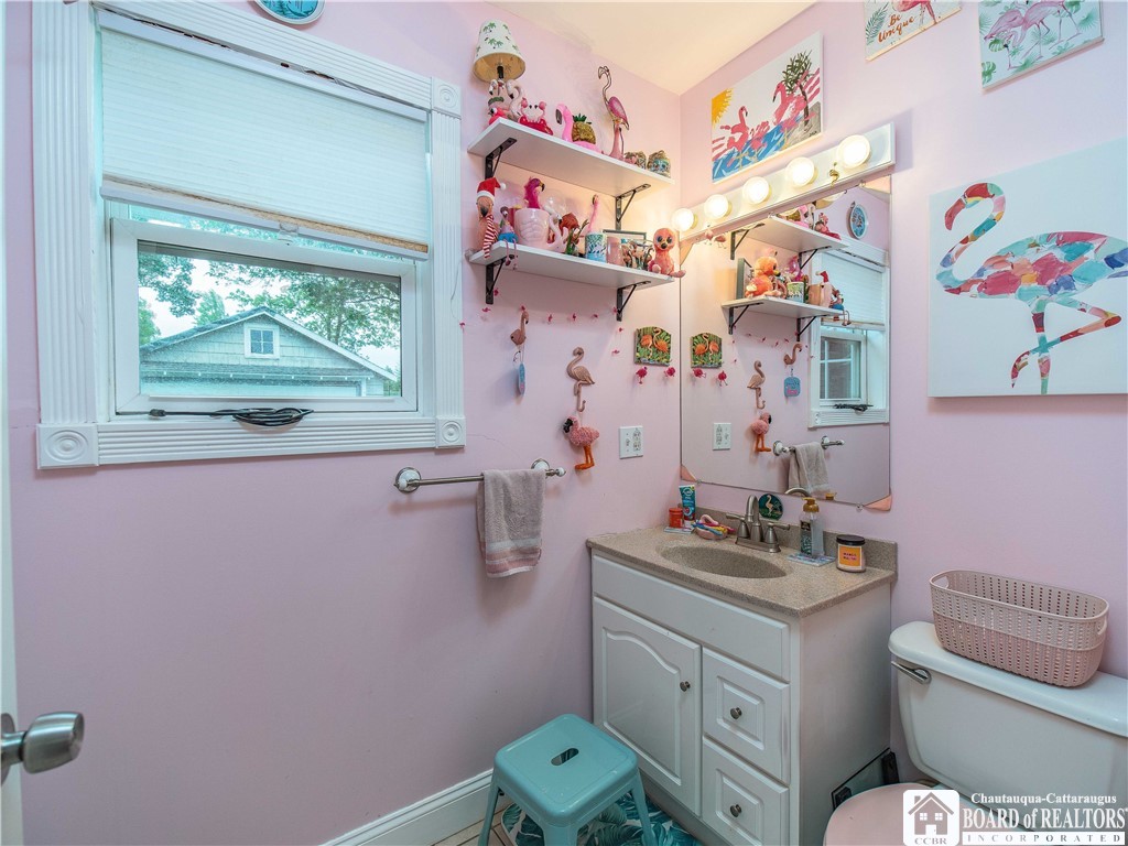 33 Gwendolin Avenue, Jamestown, New York image 9