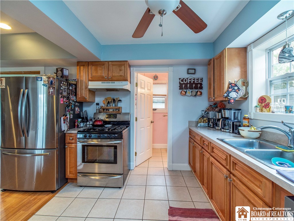 33 Gwendolin Avenue, Jamestown, New York image 8
