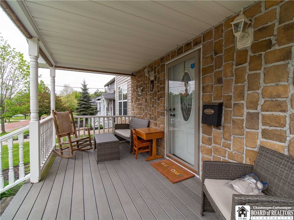 33 Gwendolin Avenue, Jamestown, New York image 4