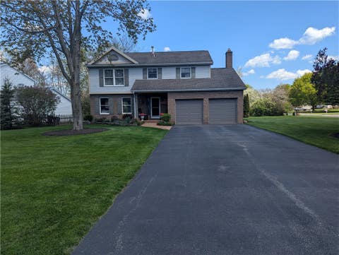 Homes For Sale - 611 Cardile Drive<br/> Monroe County, Webster, NY 14580