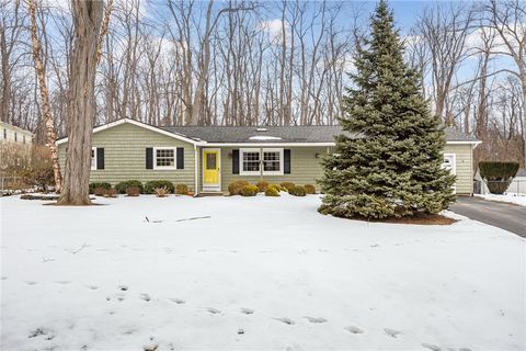 Photo of 212 Creekwood Drive, Greece, NY 14626 (MLS # R1664947)