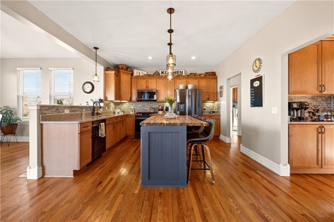 Tiny photo for 1852 Factors Walk WALK, West Bloomfield, NY 14475 (MLS # R1723842)
