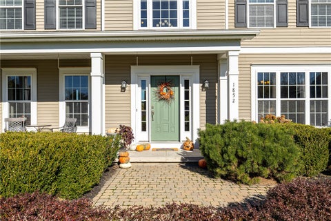 Tiny photo for 1852 Factors Walk WALK, West Bloomfield, NY 14475 (MLS # R1723842)