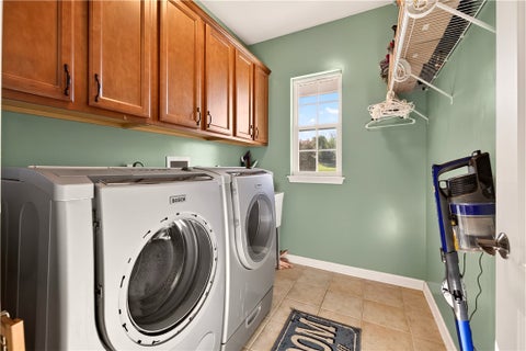 Tiny photo for 1852 Factors Walk WALK, West Bloomfield, NY 14475 (MLS # R1723842)
