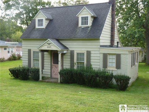 Photo of 6327 Shorelands Drive, Chautauqua, NY 14728 (MLS # R1714958)