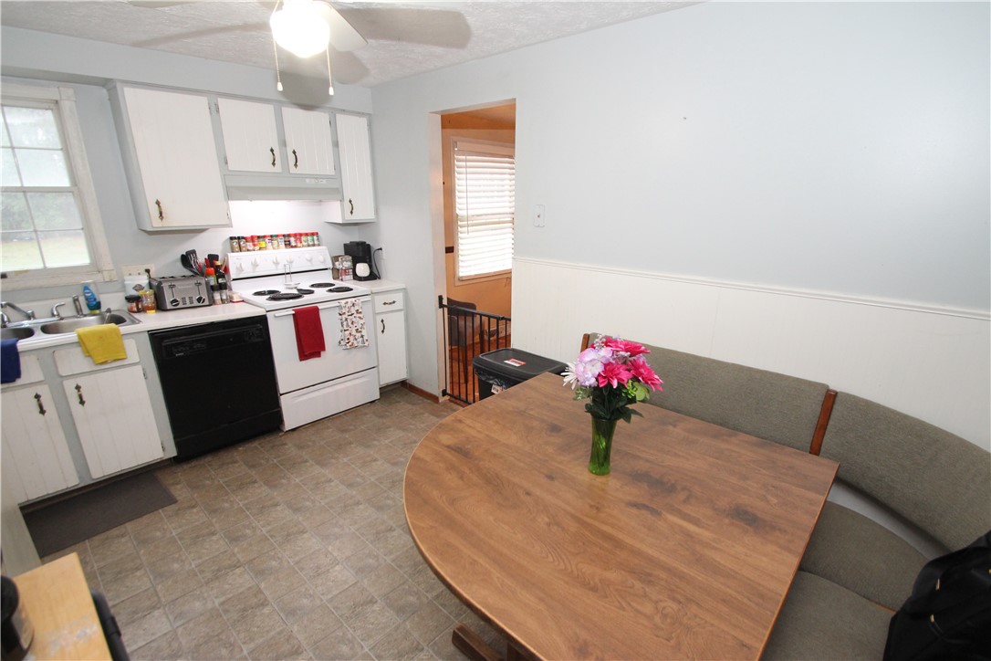 18 Huntington Parkway, Hamlin, New York image 10
