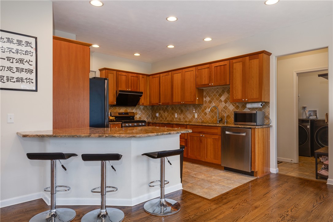 318 Wexford Lane, Horseheads, New York image 7