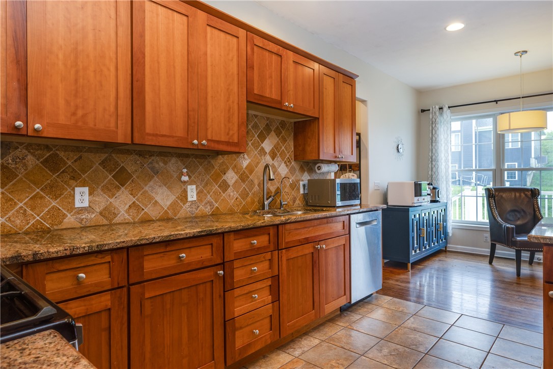318 Wexford Lane, Horseheads, New York image 5