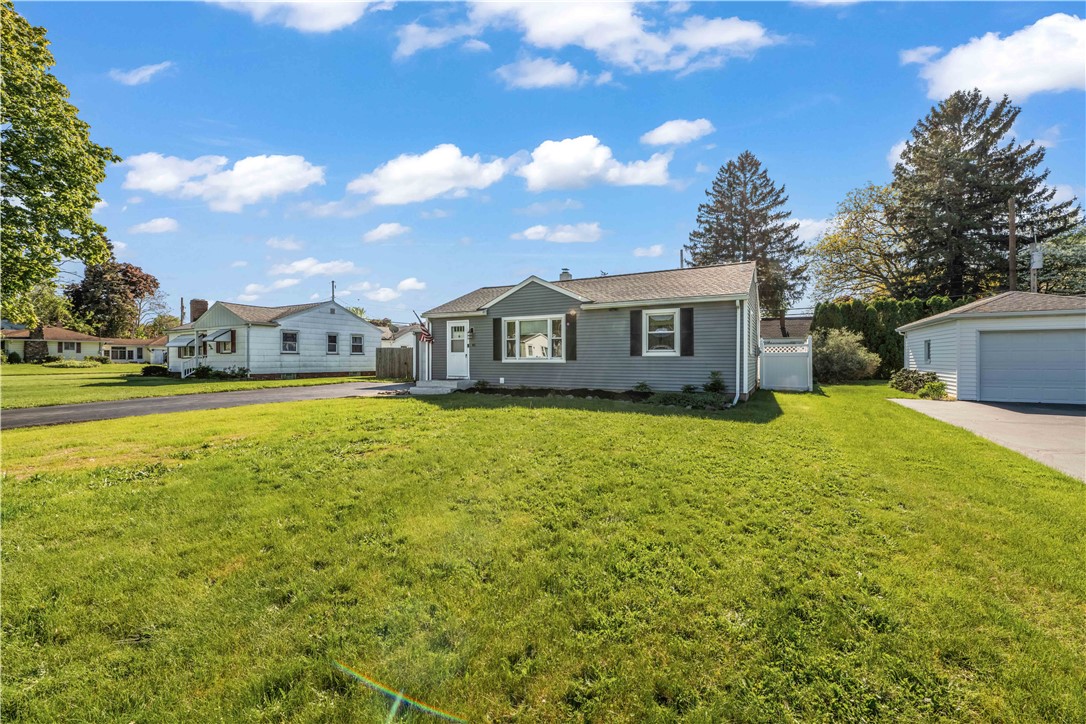 45 Cloverdale Road, Greece, New York image 2