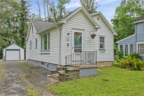Photo of 146 Cobb Terrace, Brighton, NY 14620 (MLS # R1709282)