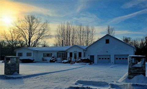 Homes For Sale - 1350 Hecker Road<br/> Seneca County, Waterloo, NY 13165