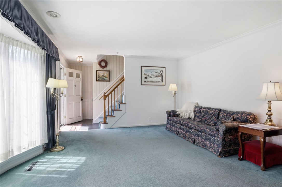 31 Cobbles Drive
