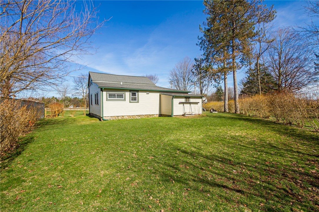 148 Hook Road, Farmington, New York image 23