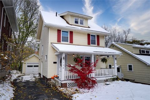 134 Wyndham Road Rochester NY 14612