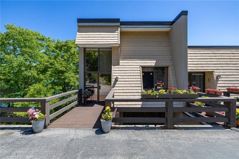 Photo of 14 Cliffside Drive, South Bristol, NY 14424 (MLS # R1685407)