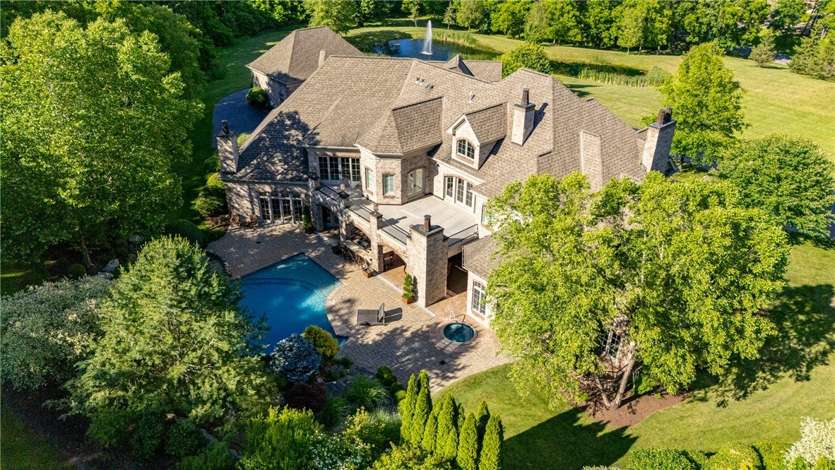 5 Boulder Creek Drive