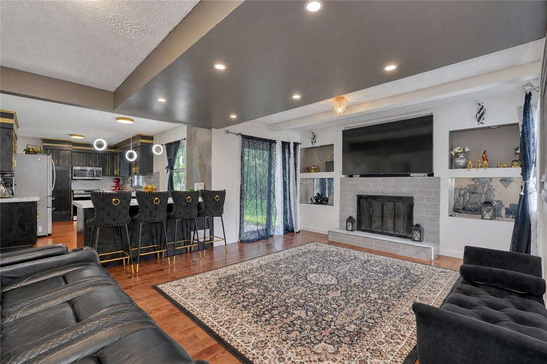 16 Kitty Hawk Drive