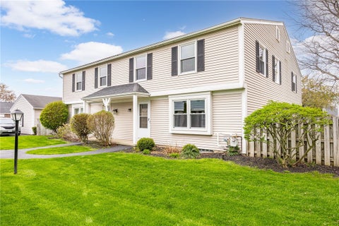Condo For Sale - 85 Springwood Drive<br/> Webster, NY 14580