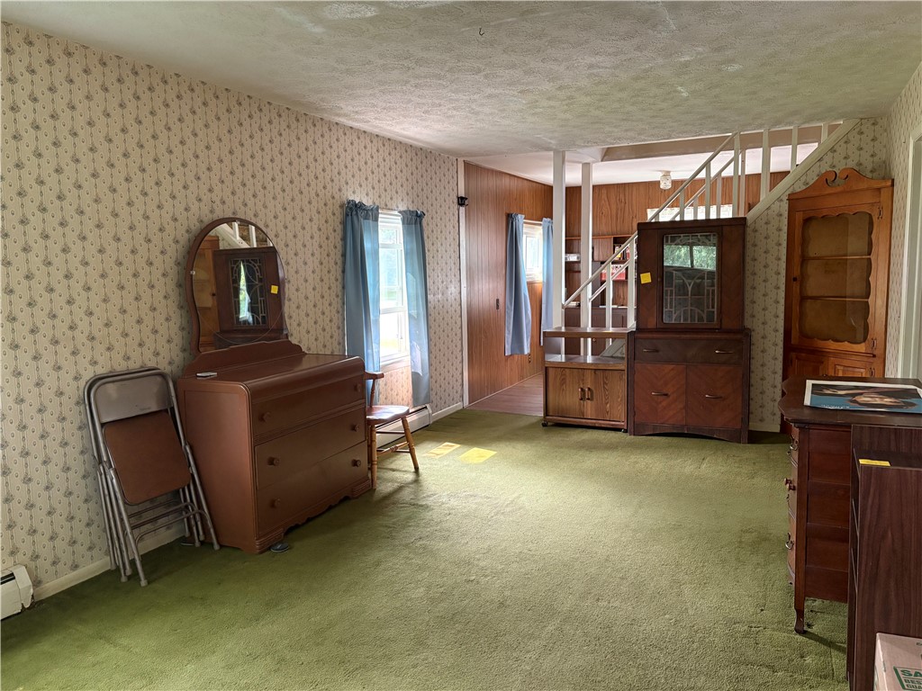 33 Elm St Street, East Bloomfield, New York image 2