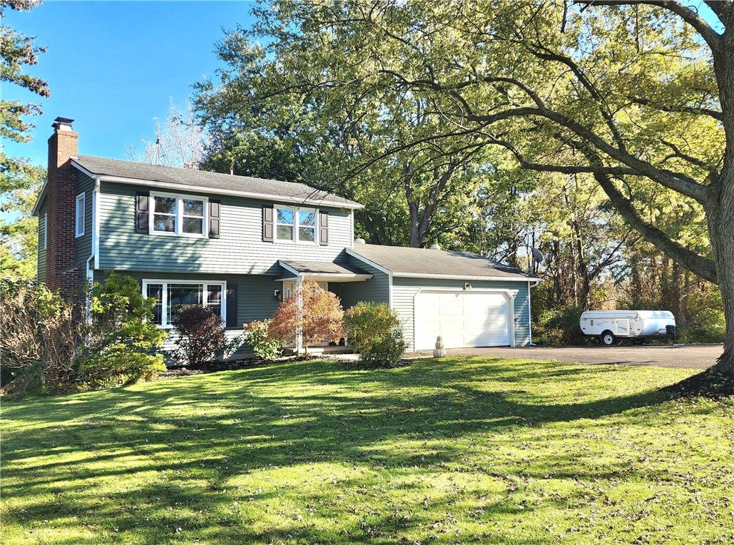 2892 Ontario Center Rd Road