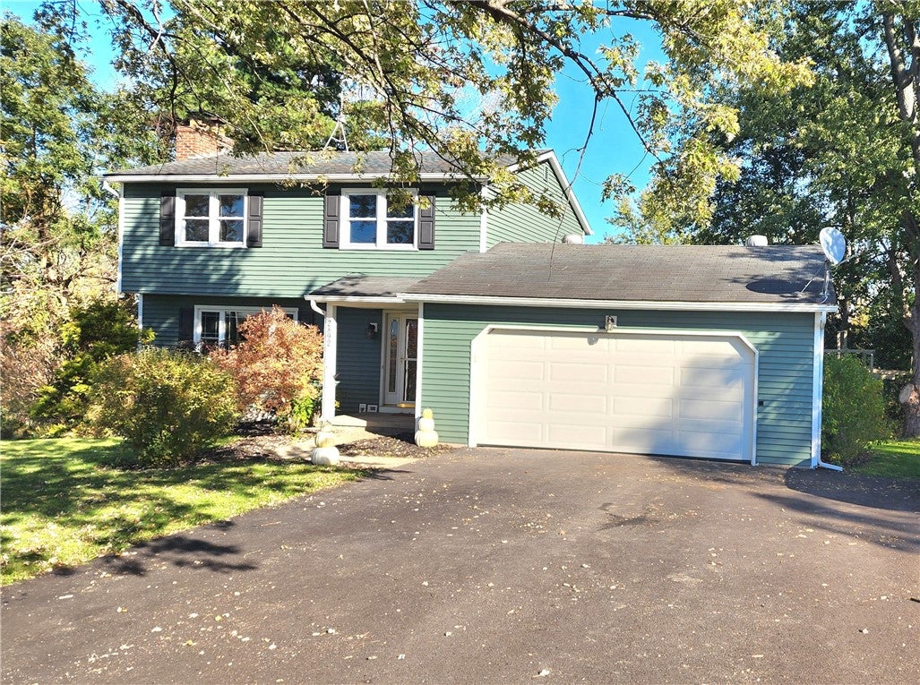 2892 Ontario Center Rd Road