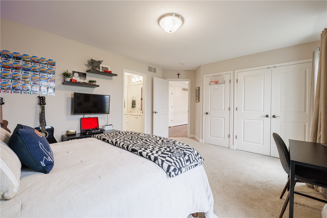83 Coventry Ridge, Pittsford, New York image 27