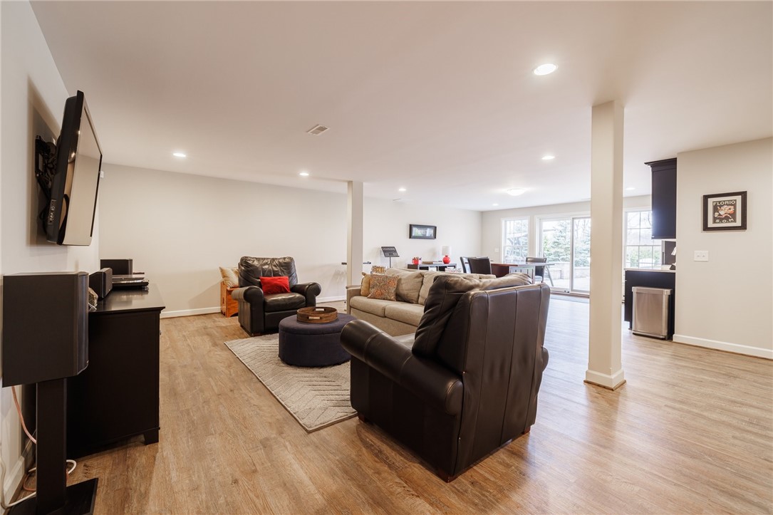 83 Coventry Ridge, Pittsford, New York image 35