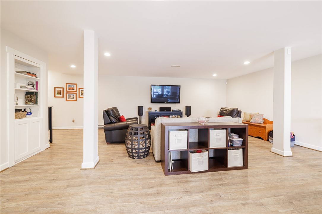 83 Coventry Ridge, Pittsford, New York image 36