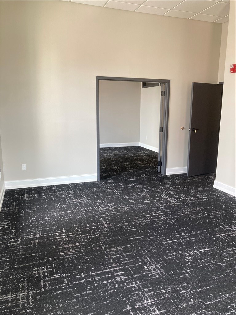 30 W Broad Street