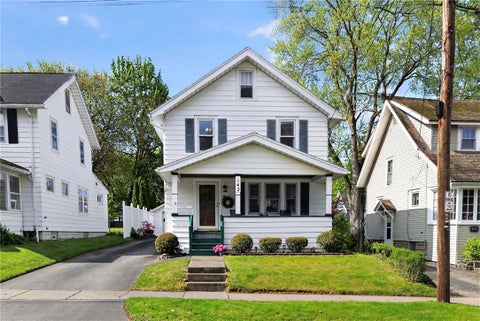 Homes For Sale - 142 W Hickory Street<br/> Monroe County, East Rochester, NY 14445