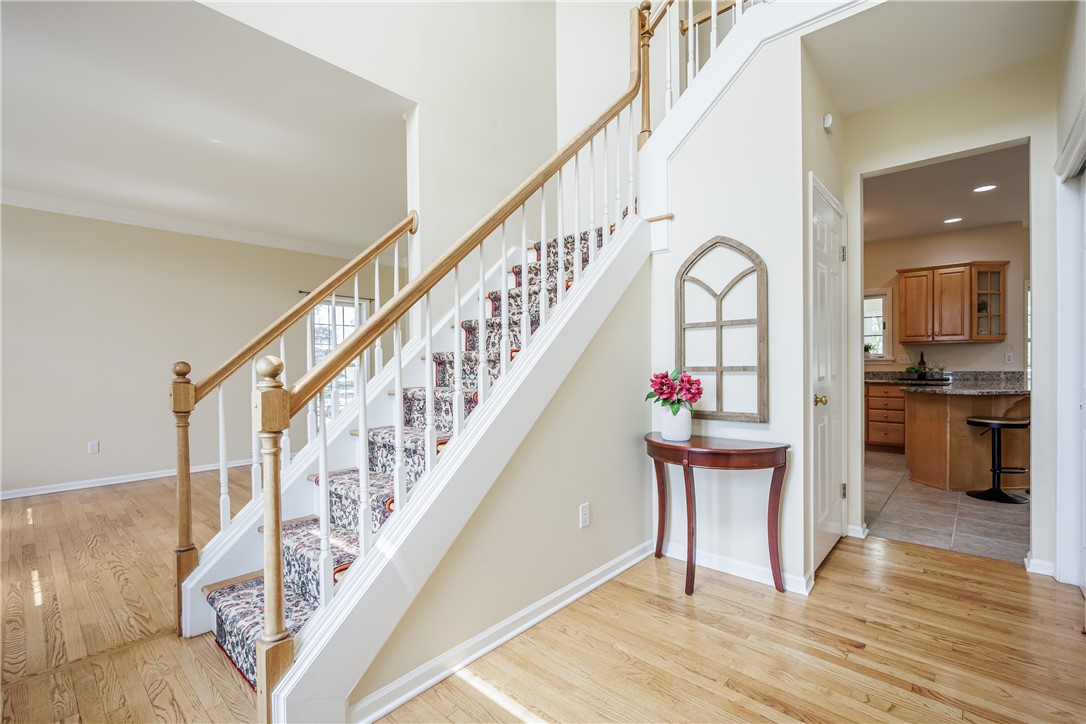 6 Bowns Hill Lane