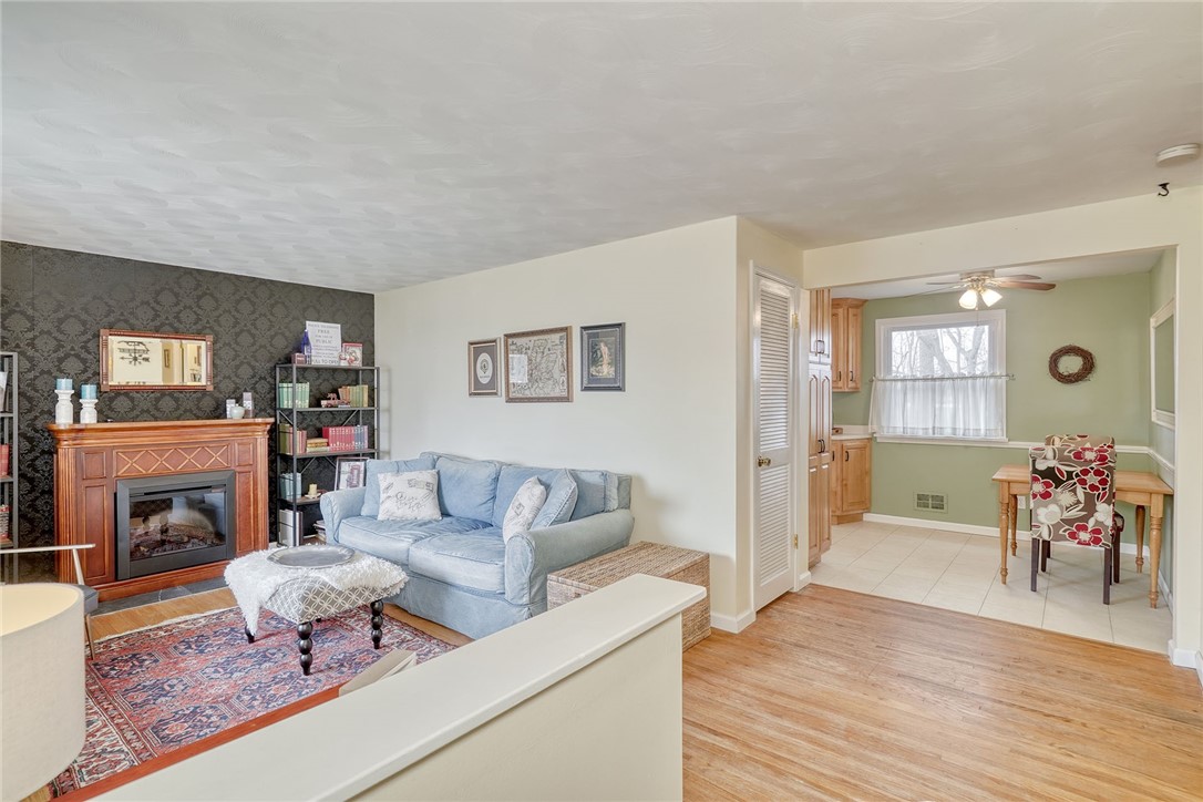 57 Gannett Road, Farmington, New York image 3