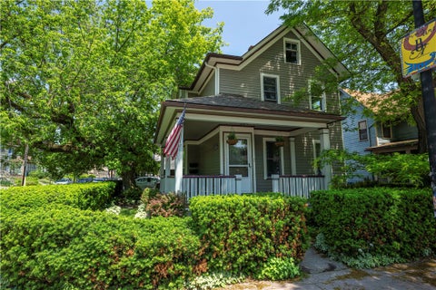 Photo for 646 University Avenue