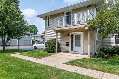 Condo For Rent - 808 Eastbrooke Lane<br/> Monroe County, Brighton, NY 14618
