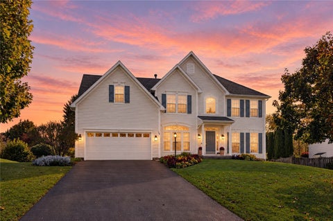 Photo of 19 Dickinson Crossing, Perinton, NY 14450 (MLS # R1725312)