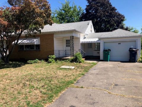 Homes For Sale - 546 Seneca Avenue<br/> Irondequoit, NY 14621
