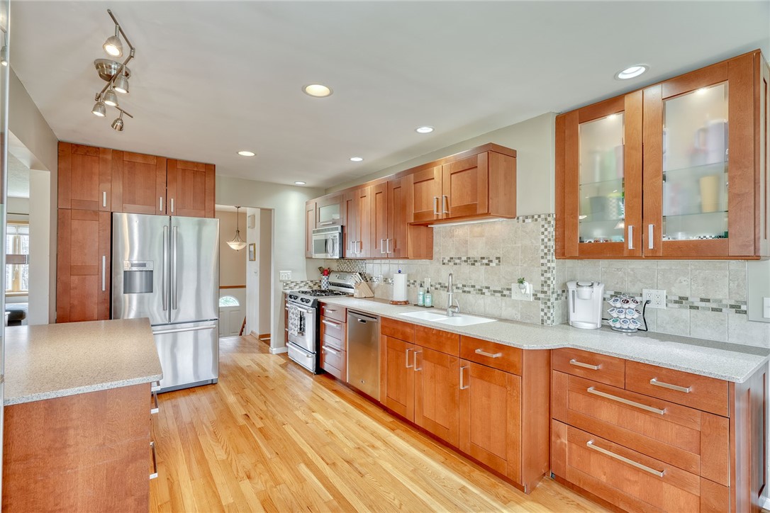 Search Properties 3 122 bowen road