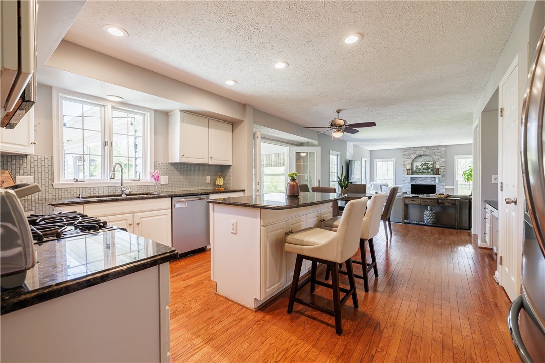 56 Edenfield Road, Penfield, New York image 14