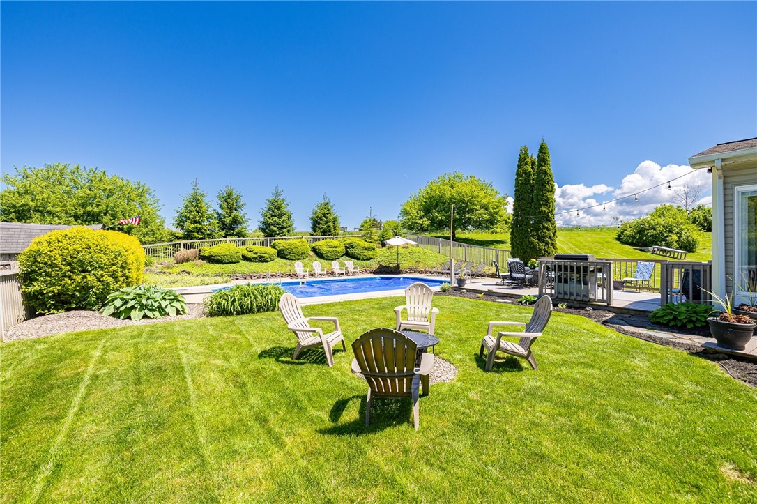 56 Edenfield Road, Penfield, New York image 39