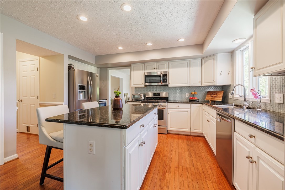 56 Edenfield Road, Penfield, New York image 15