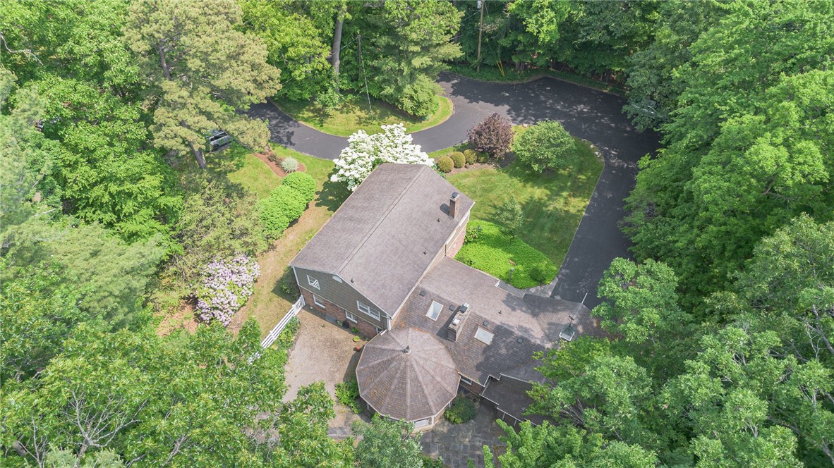 285 Panorama Trl, Penfield, New York image 7