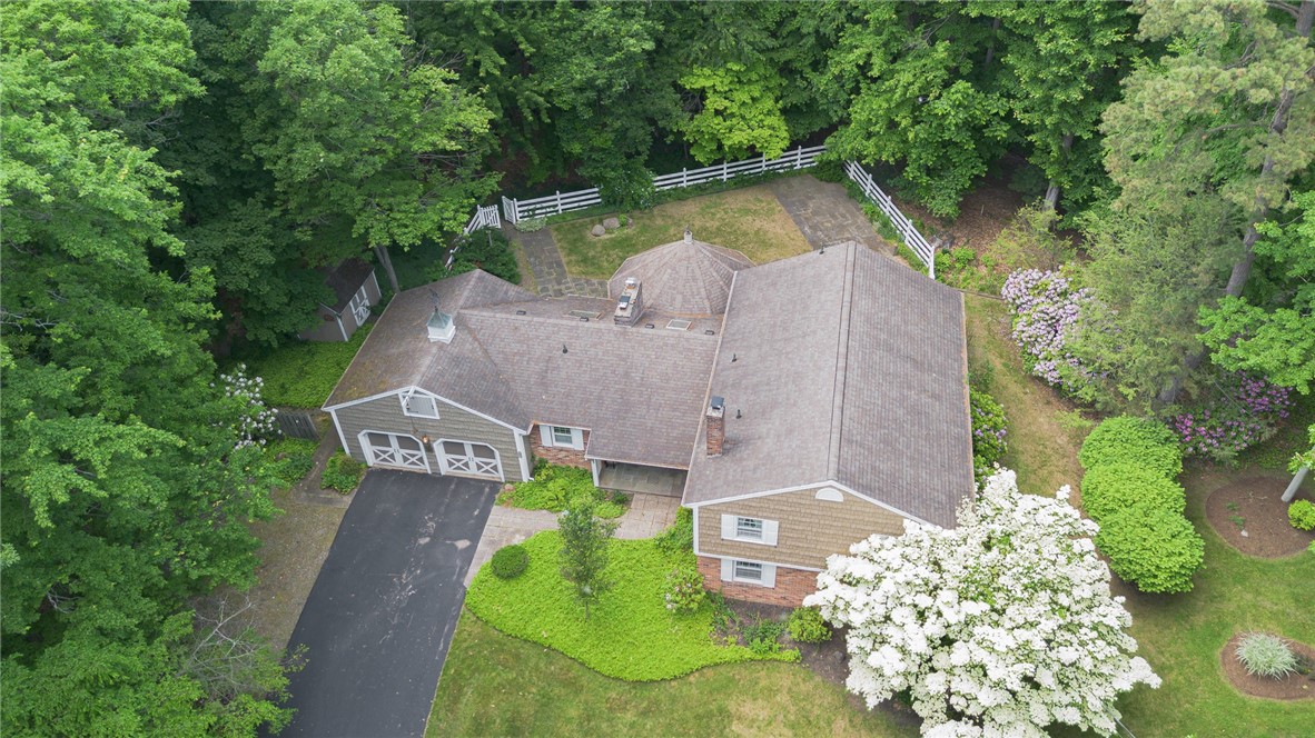 285 Panorama Trl, Penfield, New York image 6