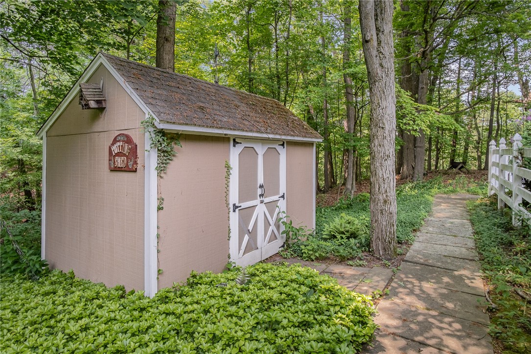 285 Panorama Trl, Penfield, New York image 5