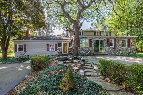 1616 Lake Road Webster NY 14580