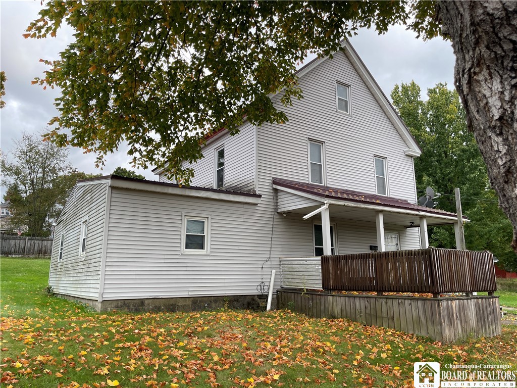 622 Barrows Street, Jamestown, New York image 3