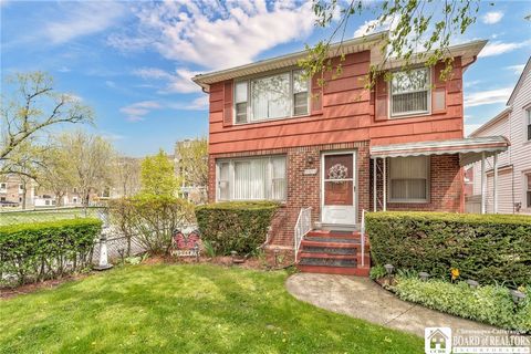 137 Delaware Road Buffalo NY 14217