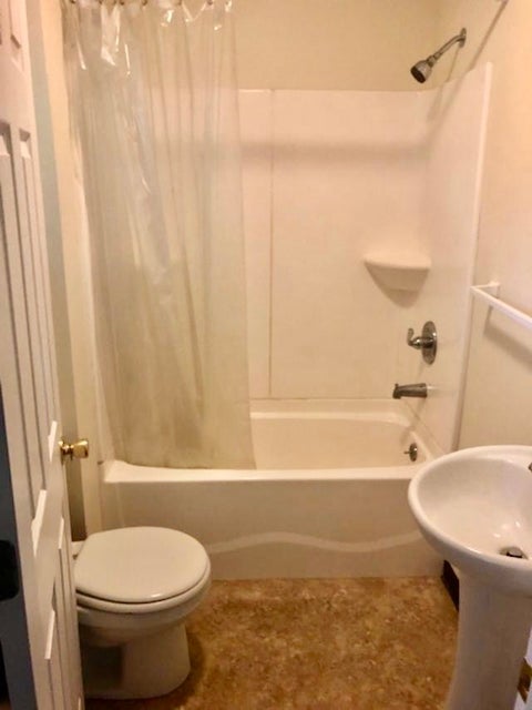 Tiny photo for 21 W Elizabeth Street, Skaneateles, NY 13152 (MLS # R1705732)