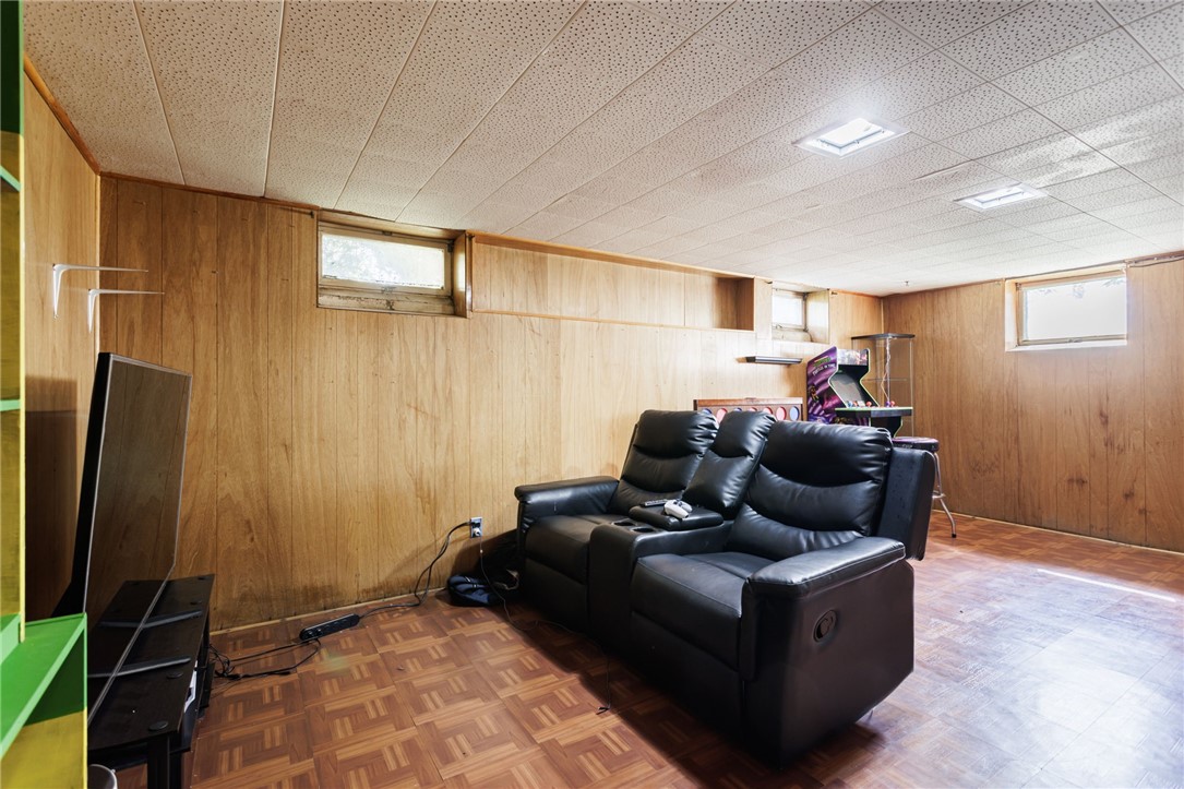 111 Barlow Drive, Greece, New York image 31