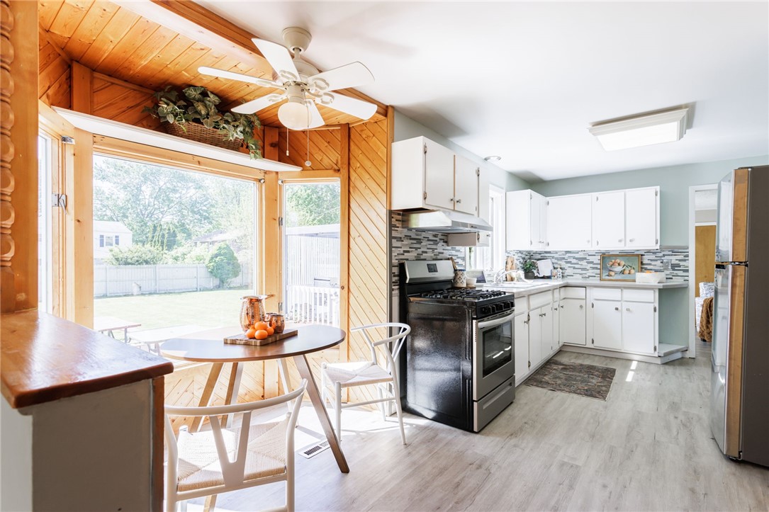 111 Barlow Drive, Greece, New York image 14